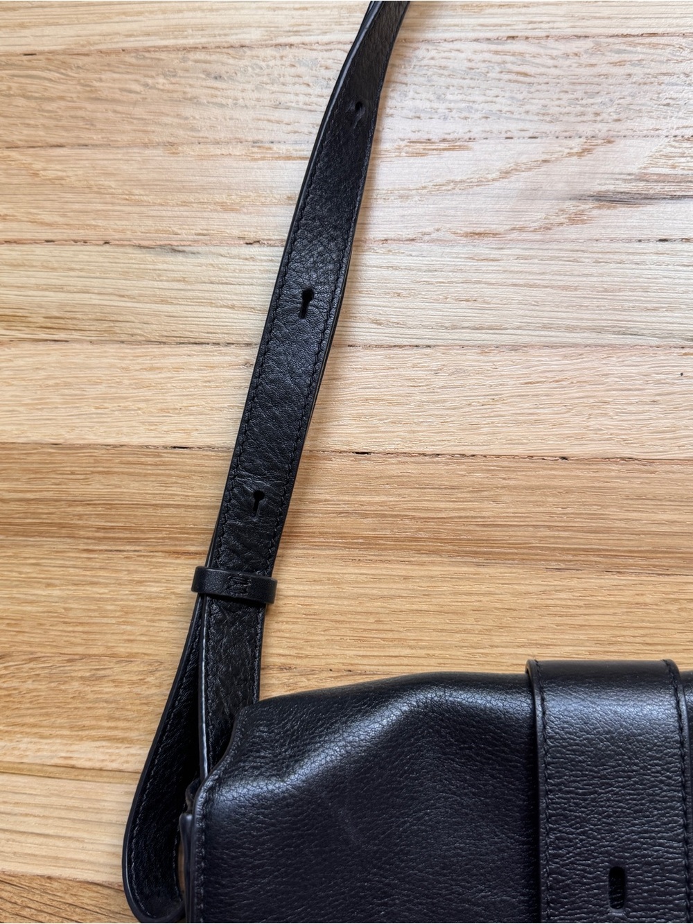 Fossil Wiley Leather Bag- Excellent Condition! - Picture 6 of 16